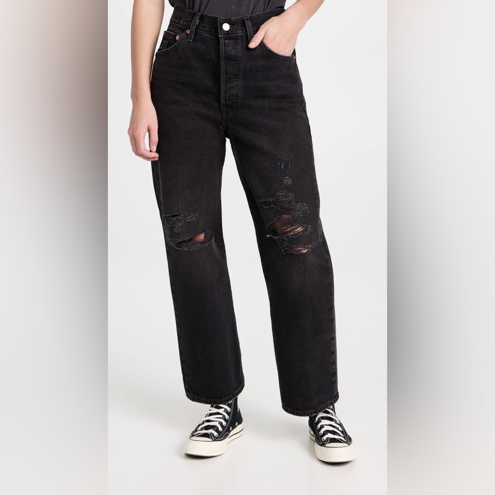 Levi’s Ribcage Straight High Ankle Jeans in Skewed Break Black 27x29